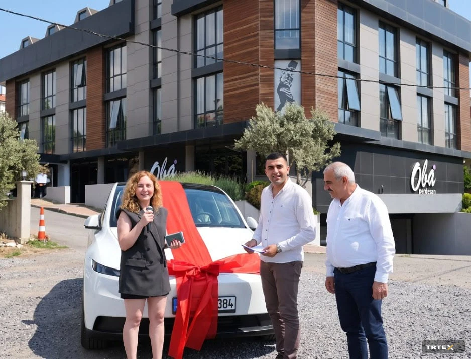 Hiç beklemiyordu: Mersinli Prestij Perde, Oba Perdesan'ın Tesla'sını kazandı