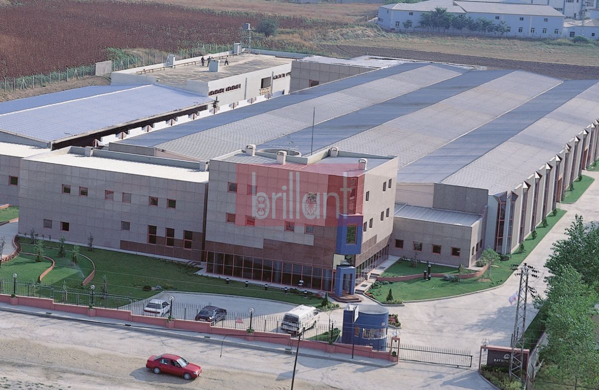 Brillant fabrikası, havadan görünüm